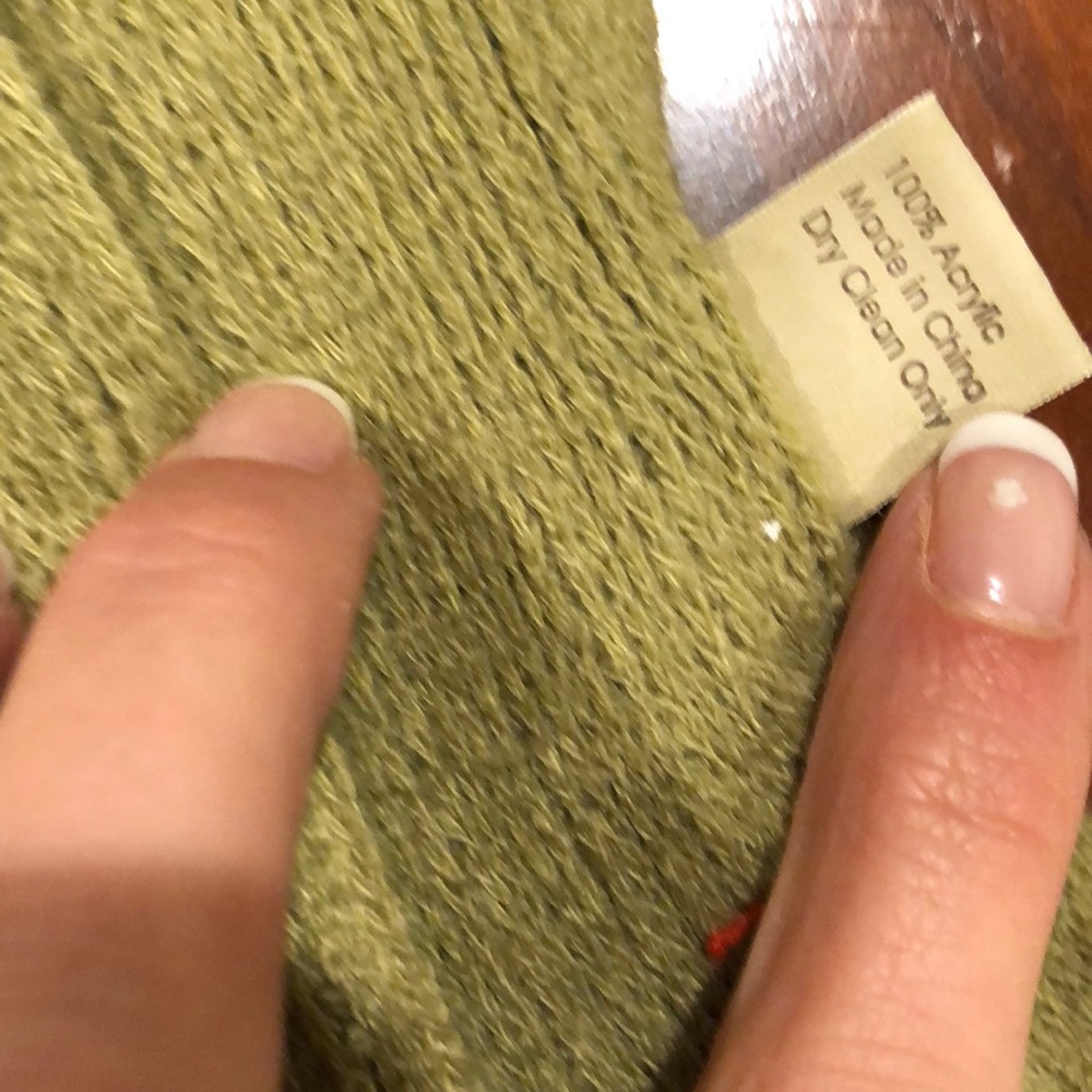 Scarf - Picture 2 of 3
